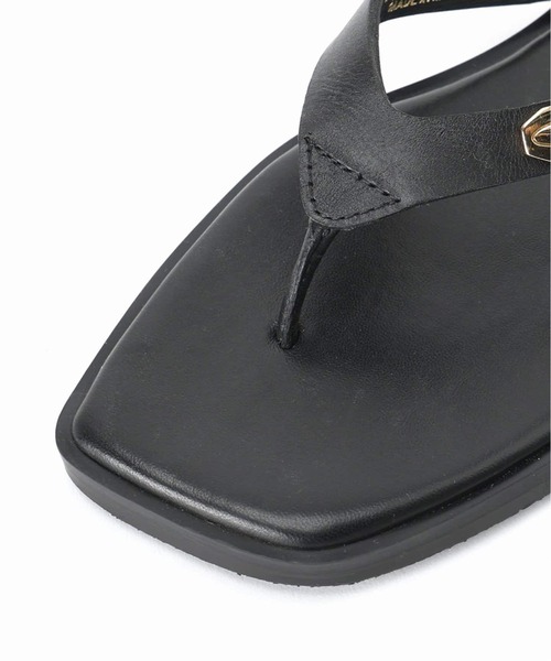 CAMINANDO（カミナンド）の「*【CAMINANDO/カミナンド】THONG FLAT SANDALS（サンダル・レディース・ブラック/アイボリー・35/36/37/38）」の21枚目の写真