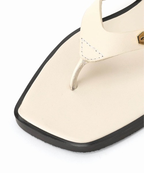 CAMINANDO（カミナンド）の「*【CAMINANDO/カミナンド】THONG FLAT SANDALS（サンダル・レディース・ブラック/アイボリー・35/36/37/38）」の22枚目の写真