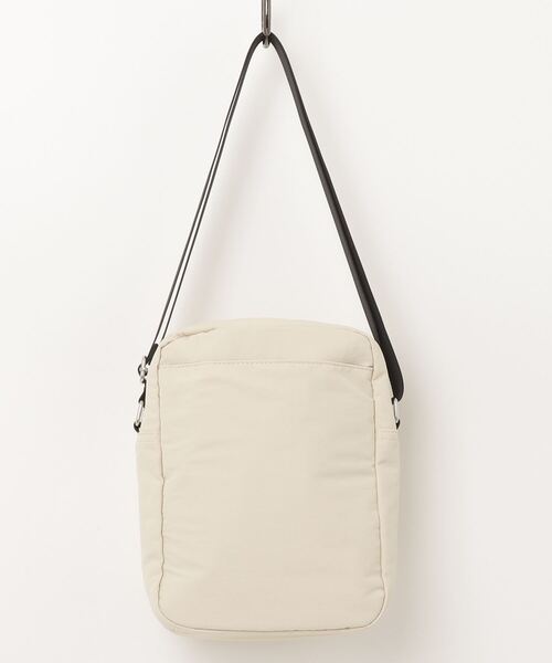 Legato Largo(レガートラルゴ)の「Legato Largo マニッシュウォッシュショルダーバッグ(ショルダーバッグ・メンズ・ブラック/アイボリー/グレイッシュベージュ/グレイッシュブルー・FREE)」の14枚目の写真