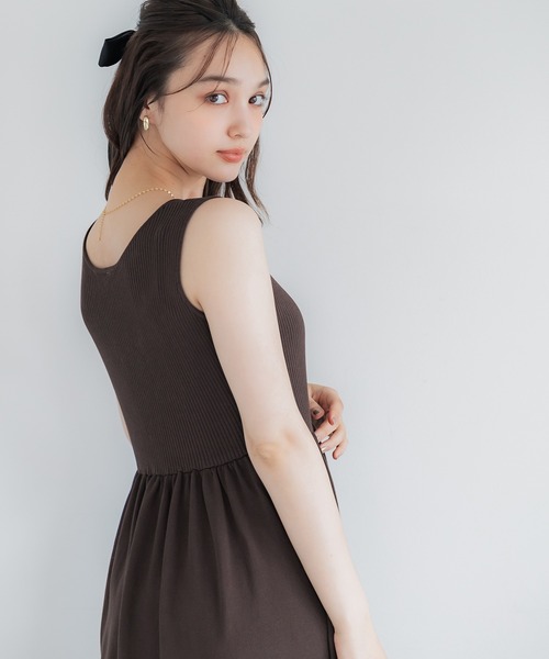 coca（coca）（コカ）の「Vネックニットドレス（ワンピース・レディース・ブラック/ブラウン・L/S/M）」の12枚目の写真