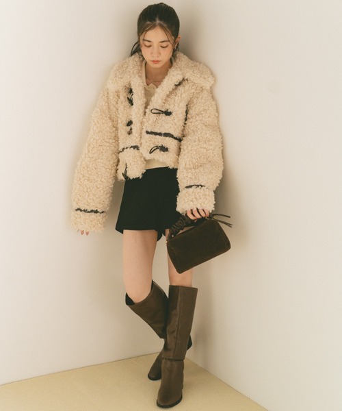 VANNIE U（ヴァニーユー）の「プードルファーダッフルコート（ダッフル