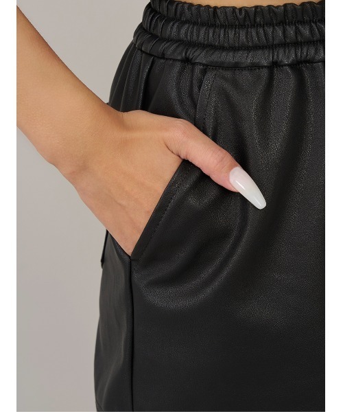 ヘムポケットレザーショートパンツ（その他パンツ）｜Darich