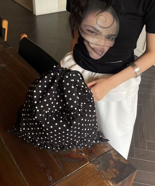 Ressaca(レサーカ)の「ドット柄フリルナップサック(バックパック/リュック・レディース・ブルー/ホワイト/ブラック・FREE)」の7枚目の写真