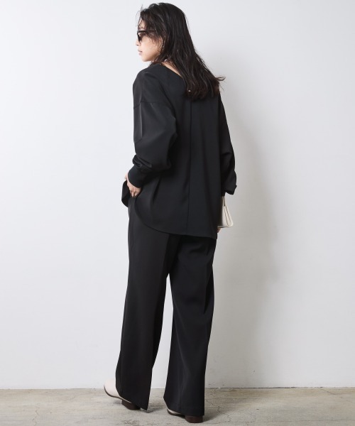 CHIC STYLE(シックスタイル)の「Vネック袖リブブラウス<大きいサイズ有>シックスタイル(シャツ/ブラウス・レディース・ブラック/ブラウン・5L/4L/3L/LL/L/M)」の5枚目の写真