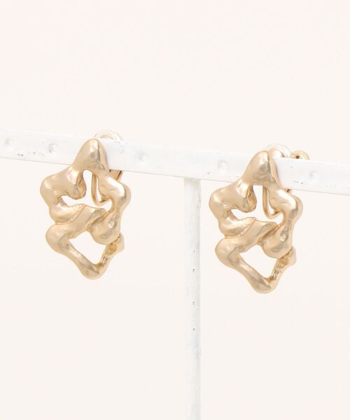 Scrap Book（スクラップブック）の「【Sea’ds mara】Nature motif small earring（イヤリング・レディース・シルバー/ゴールド・FREE）」の2枚目の写真