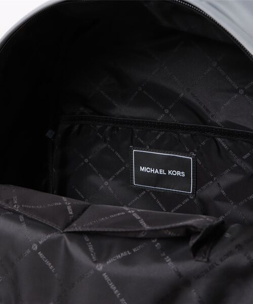 MICHAEL KORS（マイケルコース）の「MALONE バックパック（バックパック/リュック・メンズ・グレー系・FREE）」の3枚目の写真