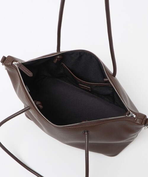 ＆MyuQ（アンドミューク）の「＜&MyuQ＞TAMTON SQEBAG（トートバッグ・レディース・ブラック/ダークブラウン・FREE）」の10枚目の写真