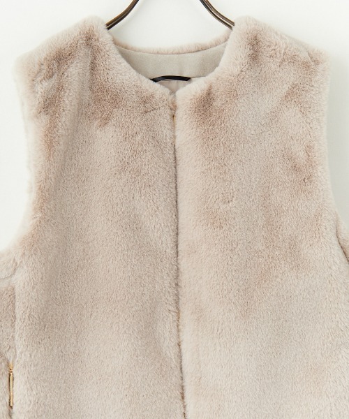 TATRAS/タトラス] POLLINA ノーカラーエコファーベスト（ベスト