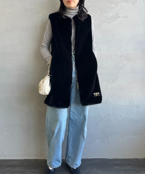 値下げ　タトラス　ダウンベスト　ファー付き タトラス TATRAS TATRAS ダウンベスト ANTOTE ファー付 （BLACK