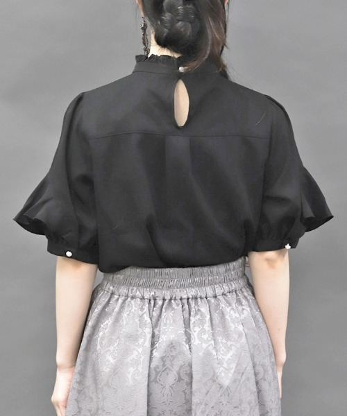 axes femme POETIQUE（アクシーズファムポエティック）の「レースアップラッフルブラウス（シャツ/ブラウス・レディース・ブラック/ワイン/ホワイト・MEDIUM）」の15枚目の写真