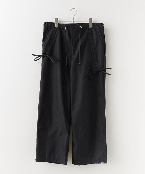 Chick（チック）の「Drawstring Design Wide Pants/ドローコードギャザーデザインデザインワイドパンツ（その他パンツ・レディース・チャコール/ブラック・FREE）」の3枚目の写真