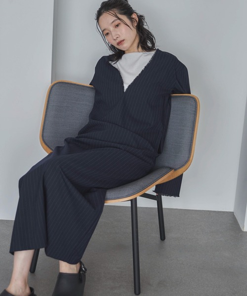 最高級ライン❤️MaxMara ロングワンピース　プリーツ　ブラック　Ｖネック 最高級ライン❤️MaxMara ロングワンピース プリーツ ブラック