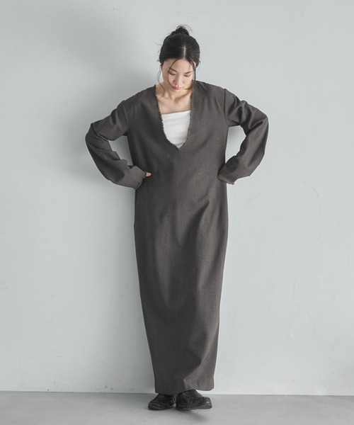最終値下げ【新品】ルフィル　ブラック Vネック ロングワンピース サイズ1 UNFILO｜ウールライク Vネックワンピース | Rakuten Fashion(楽天