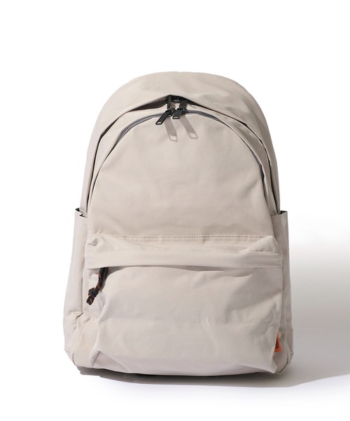 UNIVERSAL OVERALL(ユニバーサルオーバーオール)の「【UNIVERSAL OVERALL】SLANT DAYPACK / 大容量 スラントディパック(バックパック/リュック・レディース・ブラック/グレー・FREE)」の1枚目の写真