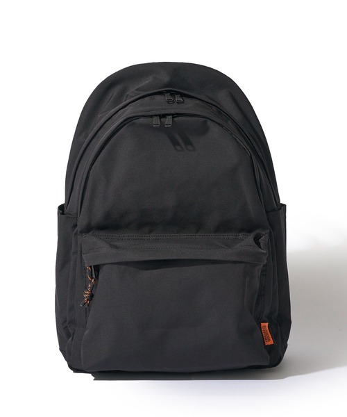 UNIVERSAL OVERALL(ユニバーサルオーバーオール)の「【UNIVERSAL OVERALL】SLANT DAYPACK / 大容量 スラントディパック(バックパック/リュック・レディース・ブラック/グレー・FREE)」の2枚目の写真