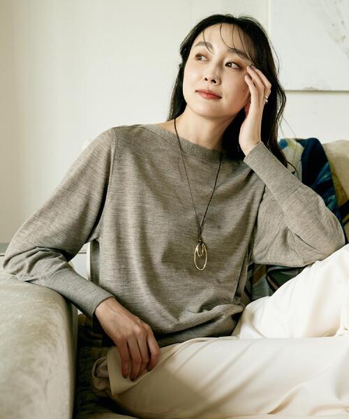 UNTITLED（アンタイトル）の「【アンサンブル可/洗える】シルクウールカシミヤ ドルマンスリーブニット（ニット/セーター・レディース・ブルー系その他/ブラック/ライトグレー/ナチュラル/レッド系1/ブラウン系・00/48/44/04/02）」の4枚目の写真