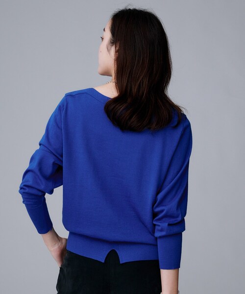 UNTITLED（アンタイトル）の「【アンサンブル可/洗える】シルクウールカシミヤ ドルマンスリーブニット（ニット/セーター・レディース・ブルー系その他/ブラック/ライトグレー/ナチュラル/レッド系1/ブラウン系・00/48/44/04/02）」の22枚目の写真