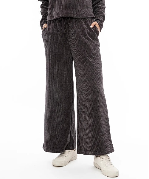 BILLABONG(ビラボン)の「【BILLABONG/ビラボン】24AW WIDE LONG PANTS/ランダムニットコールワイドパンツ(スウェットパンツ・レディース・レッドパープル/ブラック/ホワイト・LARGE/MEDIUM)」の1枚目の写真