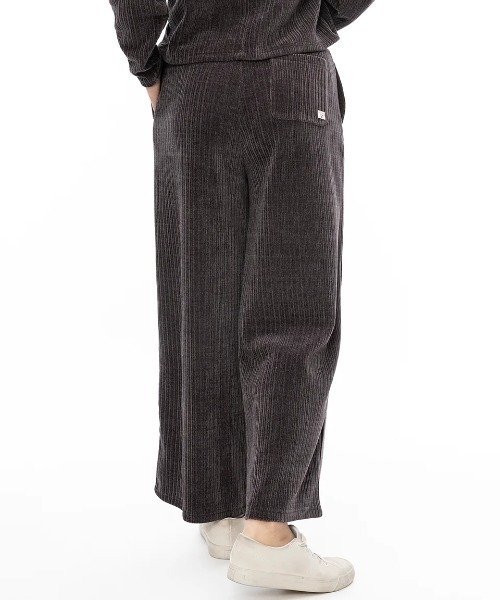 BILLABONG(ビラボン)の「【BILLABONG/ビラボン】24AW WIDE LONG PANTS/ランダムニットコールワイドパンツ(スウェットパンツ・レディース・レッドパープル/ブラック/ホワイト・LARGE/MEDIUM)」の9枚目の写真