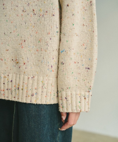 INTER FACTORY(インターファクトリー)の「emuniem by.ゆいか - ネップニットポロシャツ(ポロシャツ・レディース・ブラウン/ベージュ・MEDIUM/LARGE)」の11枚目の写真