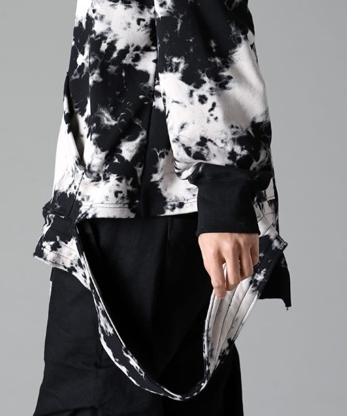 ROYAL FLASH(ロイヤルフラッシュ)の「A.F ARTEFACT/エーエフ・アーティファクト/Asymmetry Hooded Top/ag-12082(パーカー・メンズ・ブラック・2/3)」の5枚目の写真