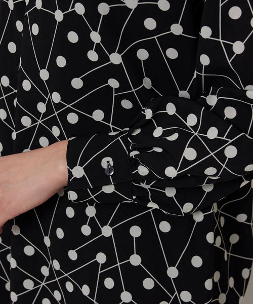 NARACAMICIE(ナラカミーチェ)の「【NARACAMICIE】リボン付きラインドットワンピース(ワンピース・レディース・ブラック・M/XL)」の9枚目の写真