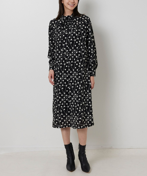 NARACAMICIE(ナラカミーチェ)の「【NARACAMICIE】リボン付きラインドットワンピース(ワンピース・レディース・ブラック・M/XL)」の12枚目の写真
