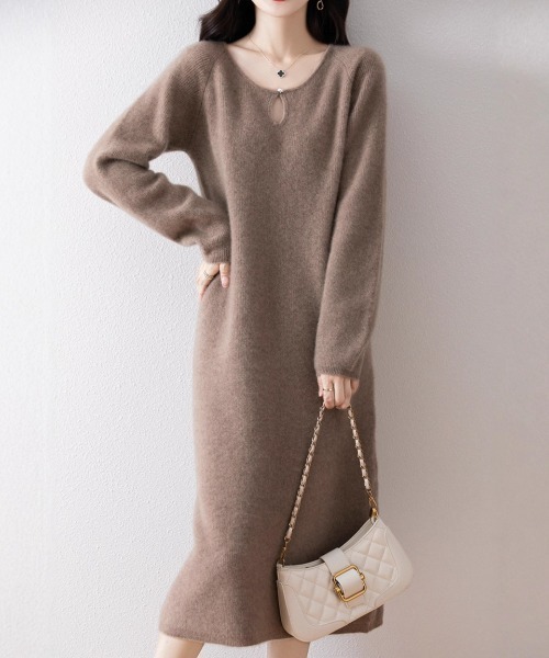 cammie（キャミー）の「パールライク涙開きネックリブワンピース（ワンピース・レディース・キャメル/ベージュ/カーキ/アイボリー・F）」の3枚目の写真