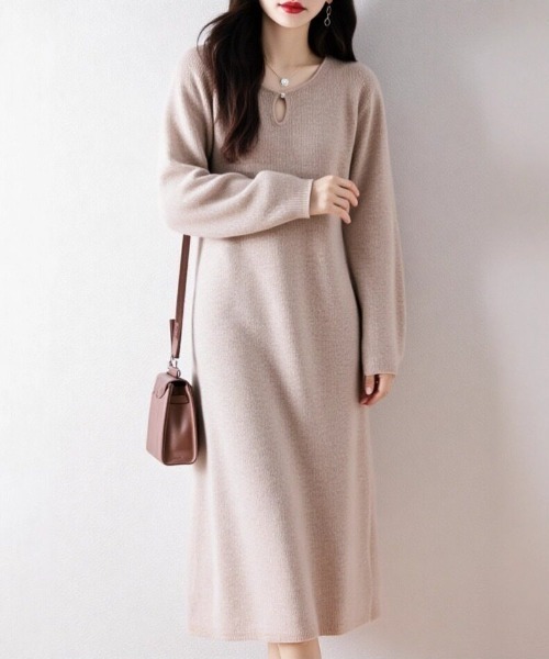 cammie（キャミー）の「パールライク涙開きネックリブワンピース（ワンピース・レディース・キャメル/ベージュ/カーキ/アイボリー・F）」の2枚目の写真