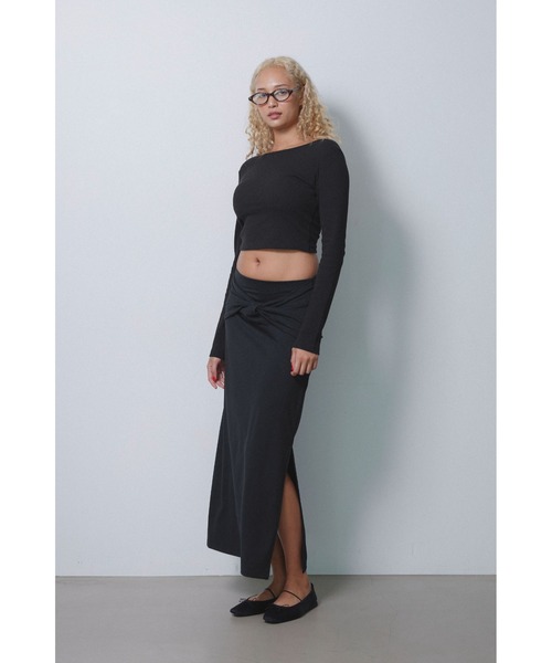 ALEXIA STAM（アリシアスタン）の「Wellness Twist Slit Skirt /ツイストスリットスカート（スカート・レディース・ブラウン/ブラック/グレー・S/M）」の2枚目の写真
