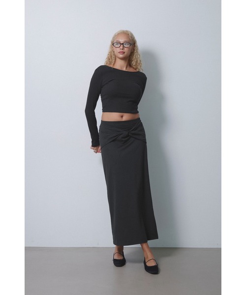 ALEXIA STAM（アリシアスタン）の「Wellness Twist Slit Skirt /ツイストスリットスカート（スカート・レディース・ブラウン/ブラック/グレー・S/M）」の4枚目の写真