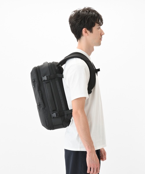ace.(エース)の「エースジーン リュックサック スペースオプト B4サイズ収納可能 15.6inchPC収納 18L 出張 大容量 真空圧縮機能 17901(バックパック/リュック・メンズ・ブラック・FREE)」の3枚目の写真
