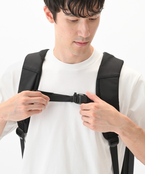 ace.(エース)の「エースジーン リュックサック スペースオプト B4サイズ収納可能 15.6inchPC収納 18L 出張 大容量 真空圧縮機能 17901(バックパック/リュック・メンズ・ブラック・FREE)」の5枚目の写真