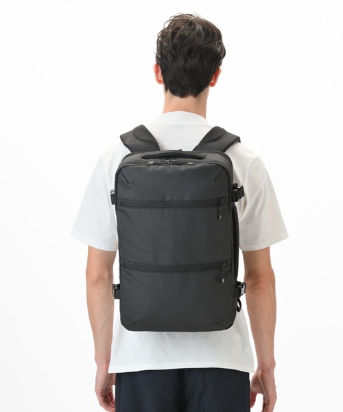 ace.(エース)の「エースジーン リュックサック スペースオプト B4サイズ収納可能 15.6inchPC収納 18L 出張 大容量 真空圧縮機能 17901(バックパック/リュック・メンズ・ブラック・FREE)」の16枚目の写真
