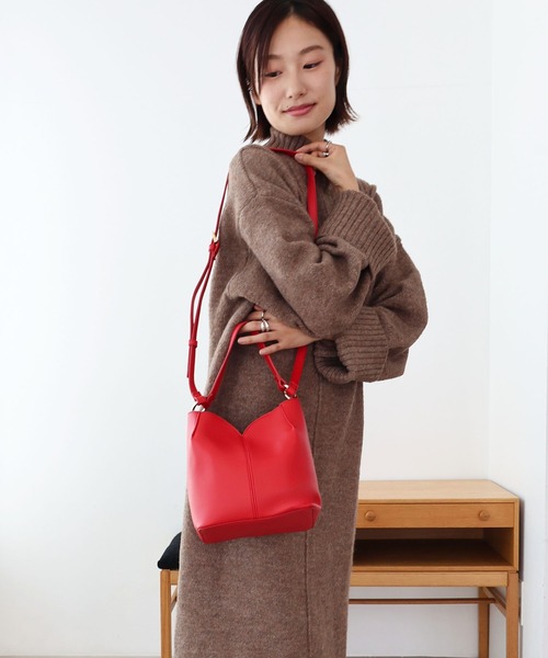 T・S・L(ティーエスエル)の「ハートカット2wayショルダーバッグ(ショルダーバッグ・レディース・レッド/ブラック/グレイッシュベージュ・FREE)」の9枚目の写真