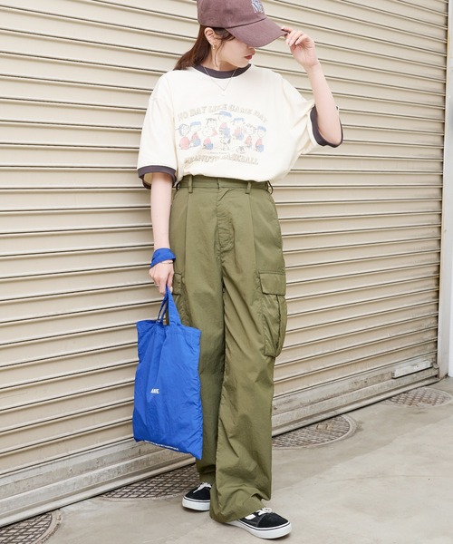 FRUIT OF THE LOOM（フルーツオブザルーム）の「【FRUIT OF THE LOOM】FRUIT OF THE LOOM x PEANUTS スヌーピー ヴィンテージ風リンガーTシャツ（Tシャツ/カットソー・レディース・チャコールグレー/ピンク/パープル/サックスブルー・S/M/L）」の11枚目の写真