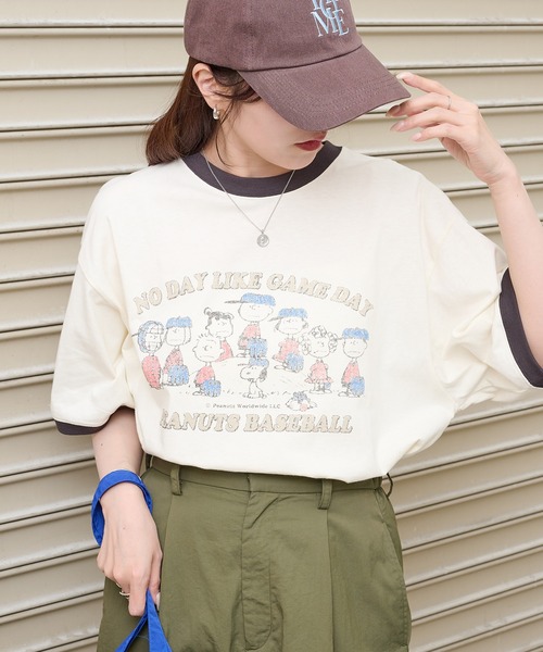 FRUIT OF THE LOOM（フルーツオブザルーム）の「【FRUIT OF THE LOOM】FRUIT OF THE LOOM x PEANUTS スヌーピー ヴィンテージ風リンガーTシャツ（Tシャツ/カットソー・レディース・チャコールグレー/ピンク/パープル/サックスブルー・S/M/L）」の8枚目の写真