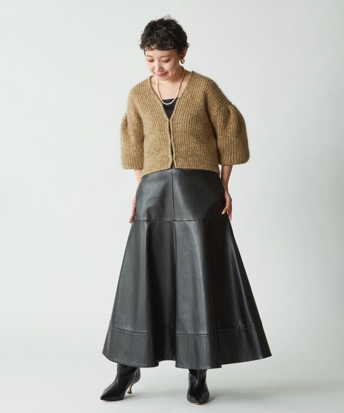 1er Arrondissement(プルミエアロンディスモン)の「ラメモヘアリリヤーンボレロカーディガン(ニット/セーター・レディース・ゴールド/シルバー系その他・FREE)」の3枚目の写真