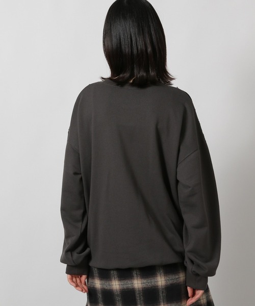 LAKOLE（ラコレ）の「レースドッキングスウェット / 605433（スウェット・レディース・バーガンディー/オートミール/チャコール・FREE）」の8枚目の写真