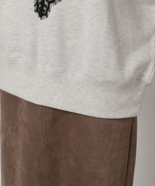 LAKOLE（ラコレ）の「レースドッキングスウェット / 605433（スウェット・レディース・バーガンディー/オートミール/チャコール・FREE）」の20枚目の写真