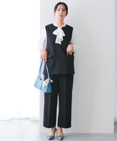 7days Life Styling(セブンデイズライフスタイリング)の「ウール調ふんわりジャージーキーネックベスト(しわになりにくい・ウォッシャブル)(セットアップ対応)<大きいサイズ有>(ベスト・レディース・チャコールグレー/ブラック・S/M/L/LL/3L/4L/5L/6L)」の6枚目の写真