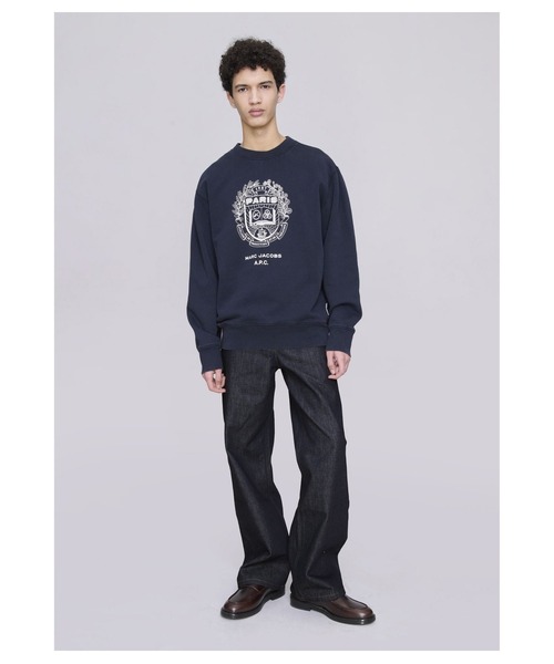 A.P.C.（アーペーセー）の「THE MENS PARIS CREWNECK / A.P.C. x MARC JACOBS（スウェット・メンズ・ダークネイビー・S/M）」の4枚目の写真