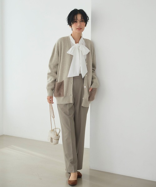 CROSS FUNCTION（クロスファンクション）の「《洗える》サマ美え ファーポケットVネックカーディガン【CROSS FUNCTION/クロスファンクション】（カーディガン/ボレロ・レディース・チャコールグレー/オフホワイト/グレイッシュベージュ・M/LL/L）」の9枚目の写真