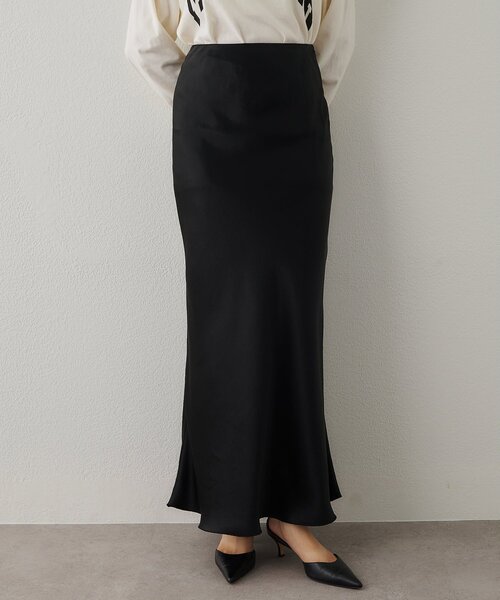 サテンフレアスカート（スカート）｜Whim Gazette（ウィムガゼット）の