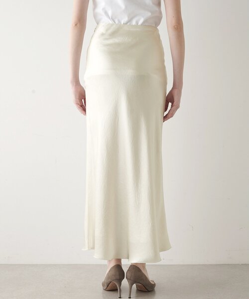サテンフレアスカート（スカート）｜Whim Gazette（ウィムガゼット）の