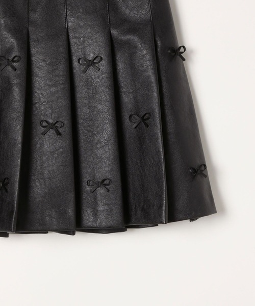 repipi armario（レピピ アルマリオ）の「【10C REPIPI】フェイクレザーリボンスカート（スカート・キッズ・ブラック・130/120/110）」の14枚目の写真