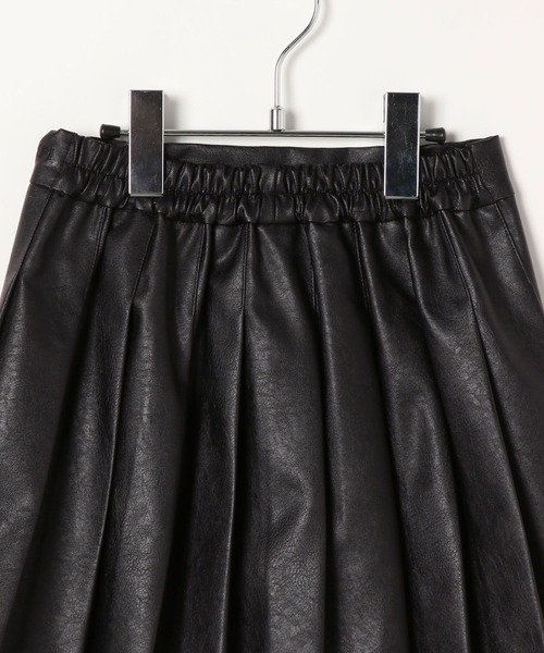 repipi armario（レピピ アルマリオ）の「【10C REPIPI】フェイクレザーリボンスカート（スカート・キッズ・ブラック・130/120/110）」の17枚目の写真