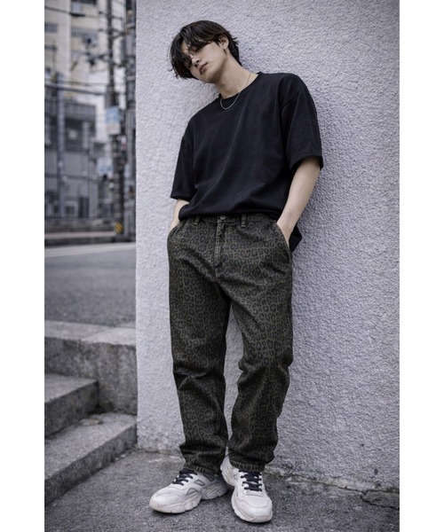 Bling Leads(ブリングリーズ)の「【Bls】【Bling Leads】ヒョウ柄テーパードパンツ(デニムパンツ・メンズ・ブラウン・LARGE/MEDIUM)」の1枚目の写真