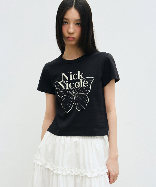 NICK&NICOLE(ニックアンドニコール)の「BUTTERFLY SIGNATURE CROP TOP_BLACK CREAM(Tシャツ/カットソー・レディース・その他・FREE)」の2枚目の写真