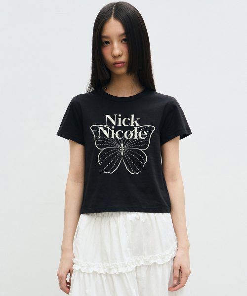 NICK&NICOLE(ニックアンドニコール)の「BUTTERFLY SIGNATURE CROP TOP_BLACK CREAM(Tシャツ/カットソー・レディース・その他・FREE)」の3枚目の写真